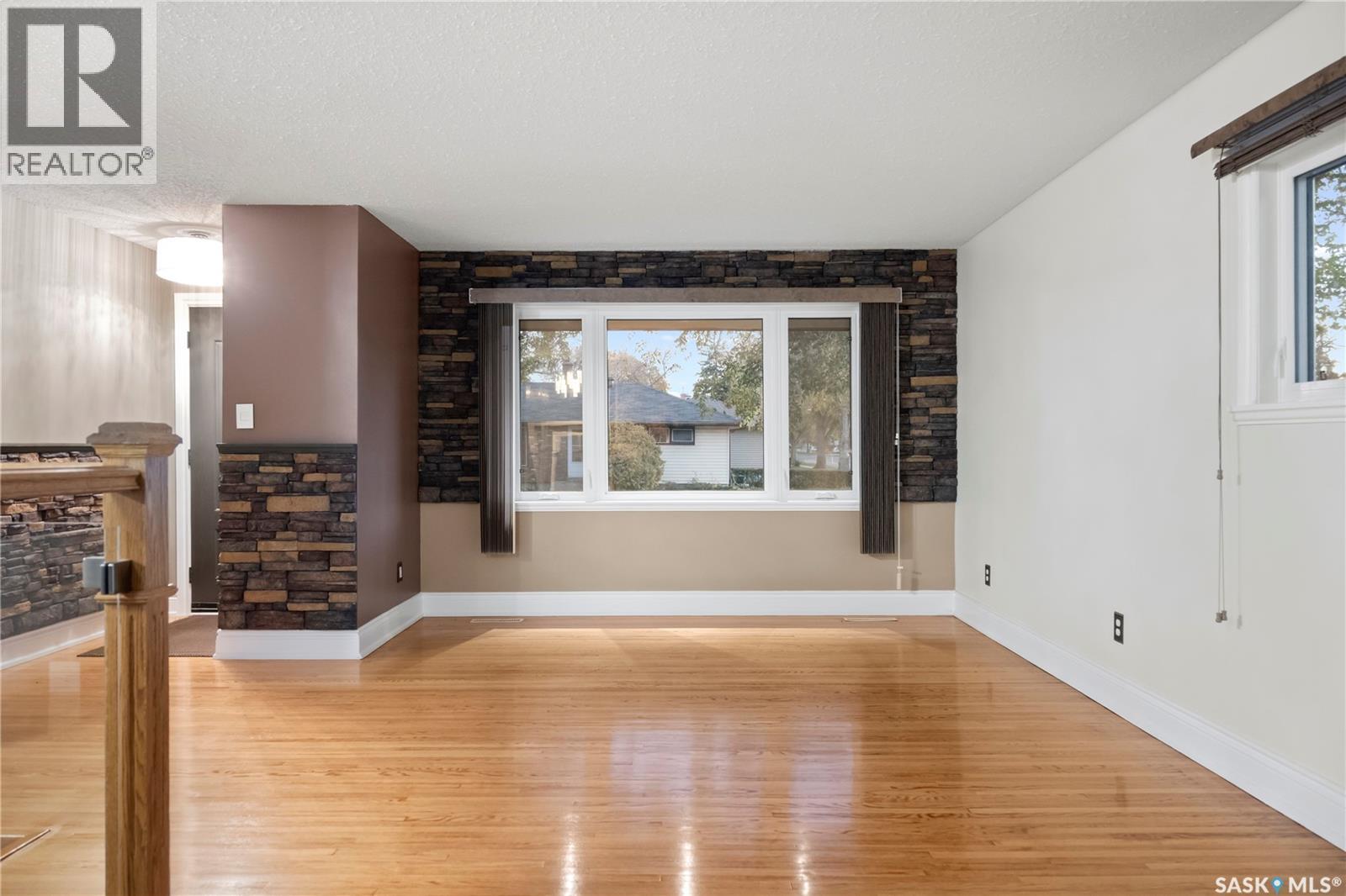2673 Park Street, Regina, Saskatchewan  S4N 2H3 - Photo 6 - SK020591