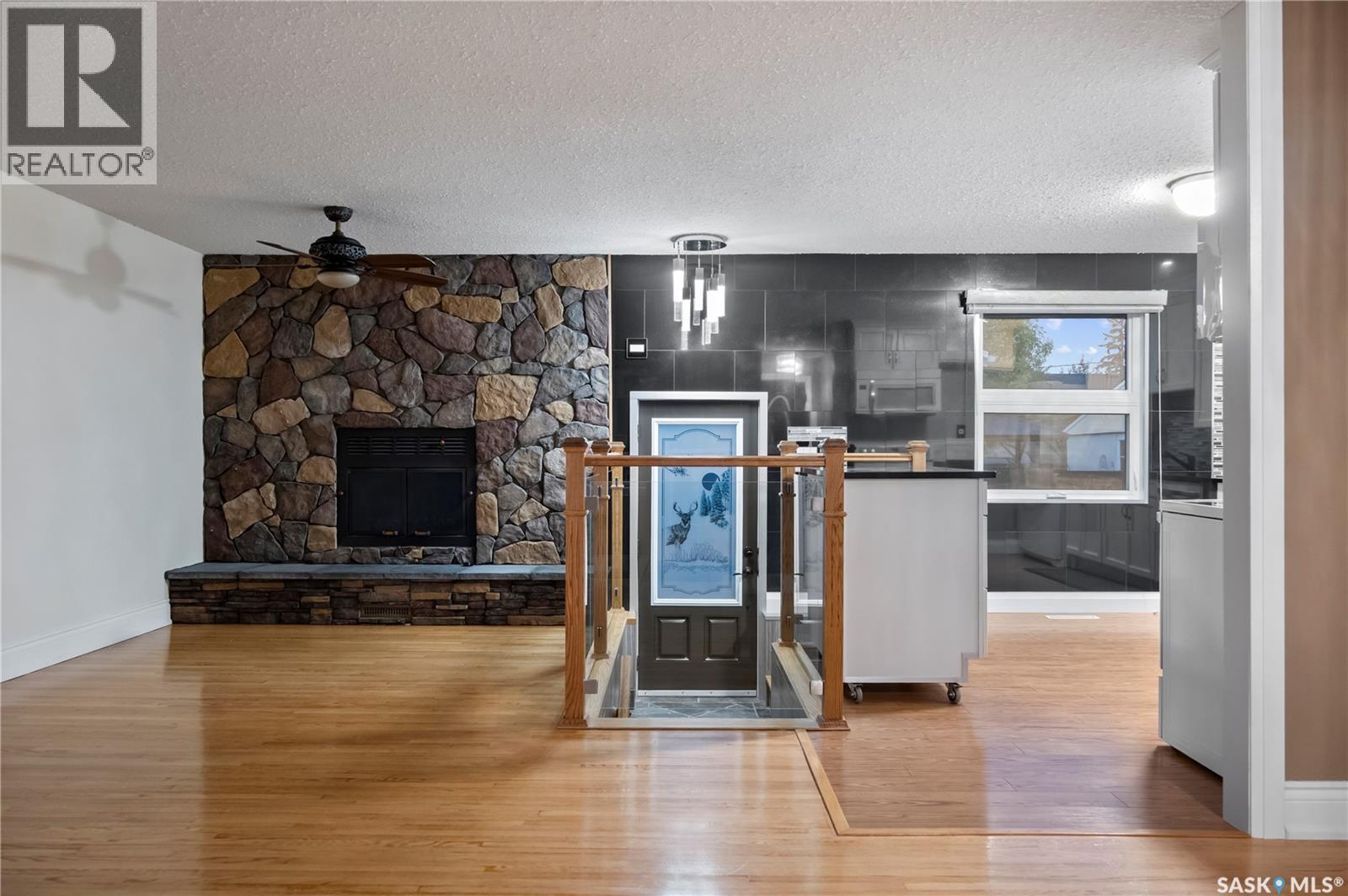 2673 Park Street, Regina, Saskatchewan  S4N 2H3 - Photo 7 - SK020591