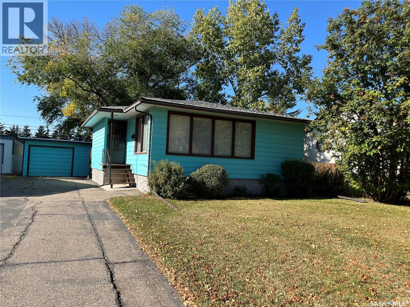 2636 Edward Street, Regina, Saskatchewan  S4S 0M8 - Photo 1 - SK020525