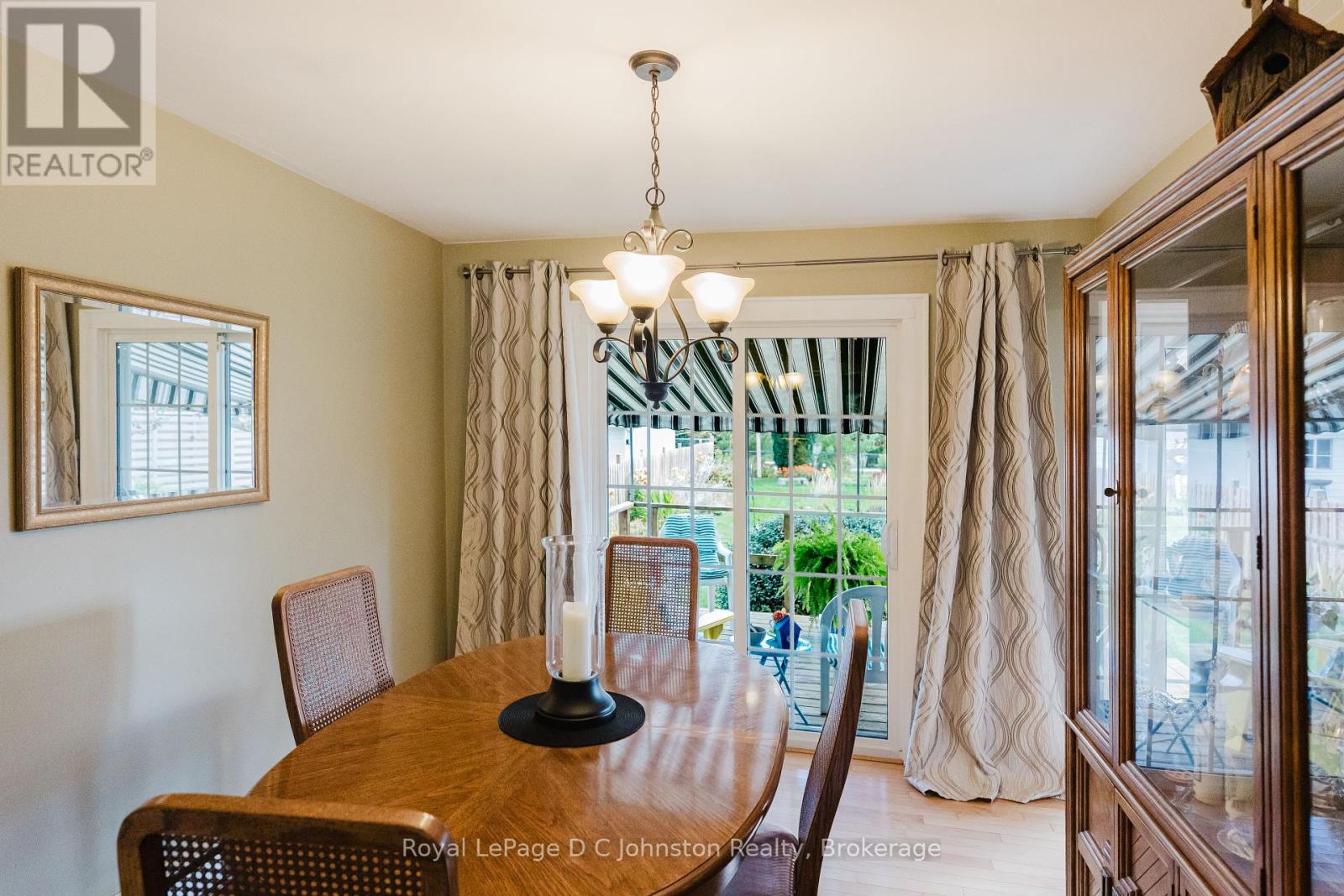 929 Wellington Street, Saugeen Shores, Ontario  N0H 2C3 - Photo 13 - X12454505