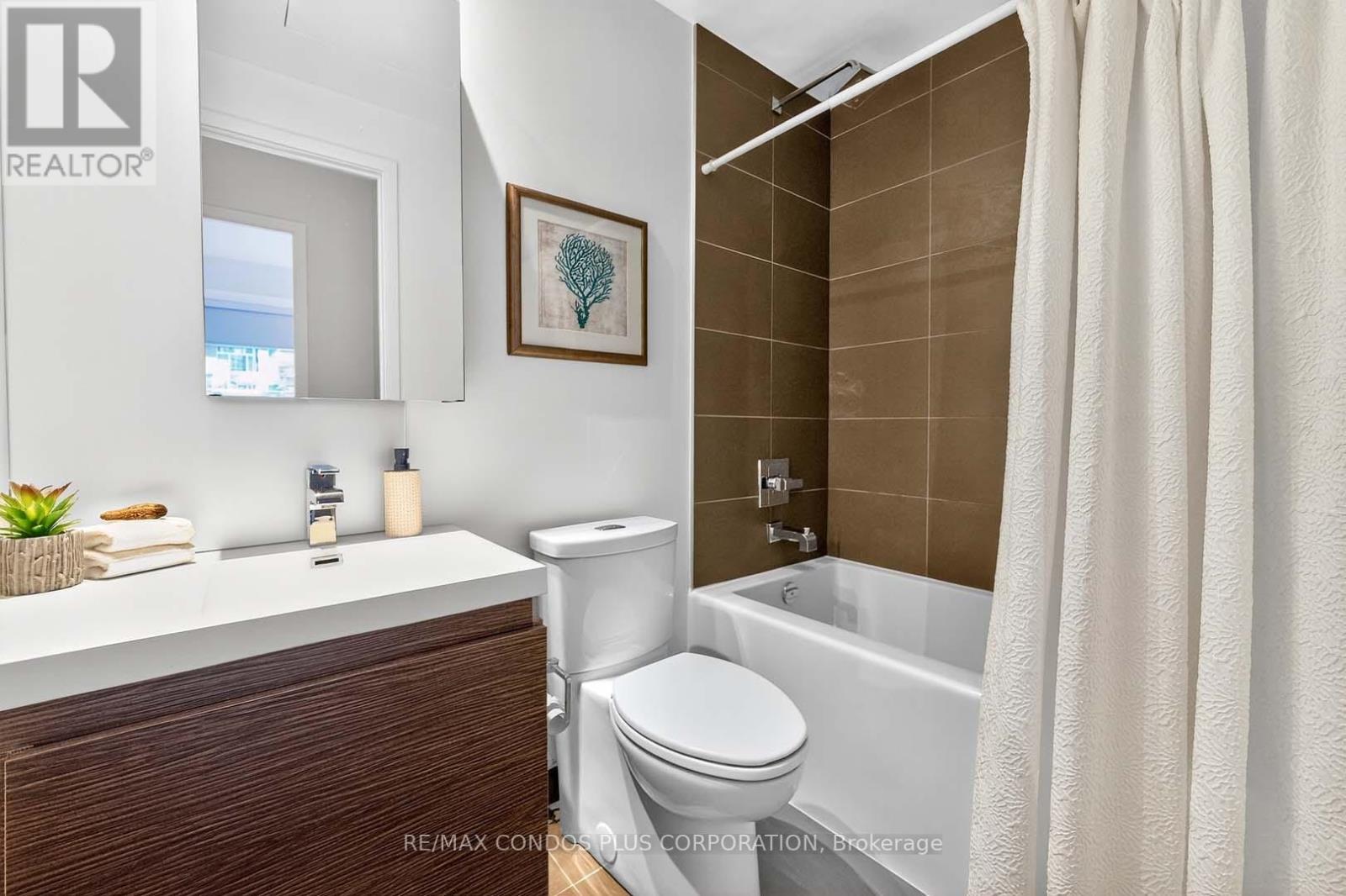 444 - 1030 King Street W, Toronto (Niagara), Ontario  M6K 0B4 - Photo 11 - C12401282