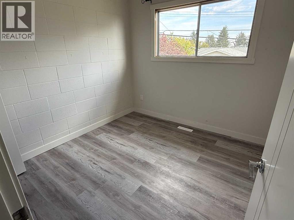 4704 14 Street Nw, Calgary, Alberta  T2K 1J6 - Photo 4 - A2260166