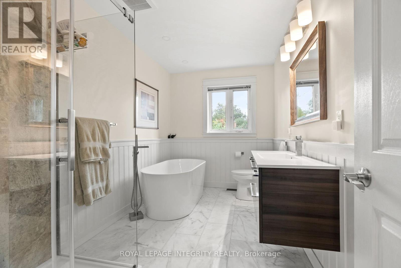 6 Marchbrook Circle, Ottawa, Ontario  K2W 1A1 - Photo 42 - X12456164