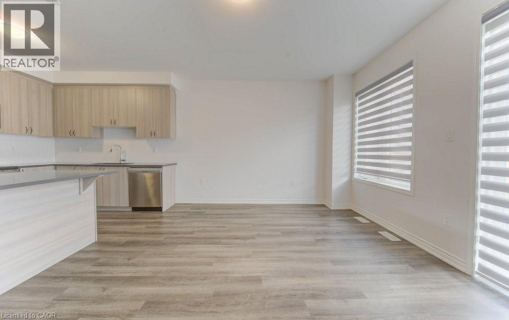 7 Saxony Street, Kitchener, Ontario  N2R 0S3 - Photo 12 - 40778174