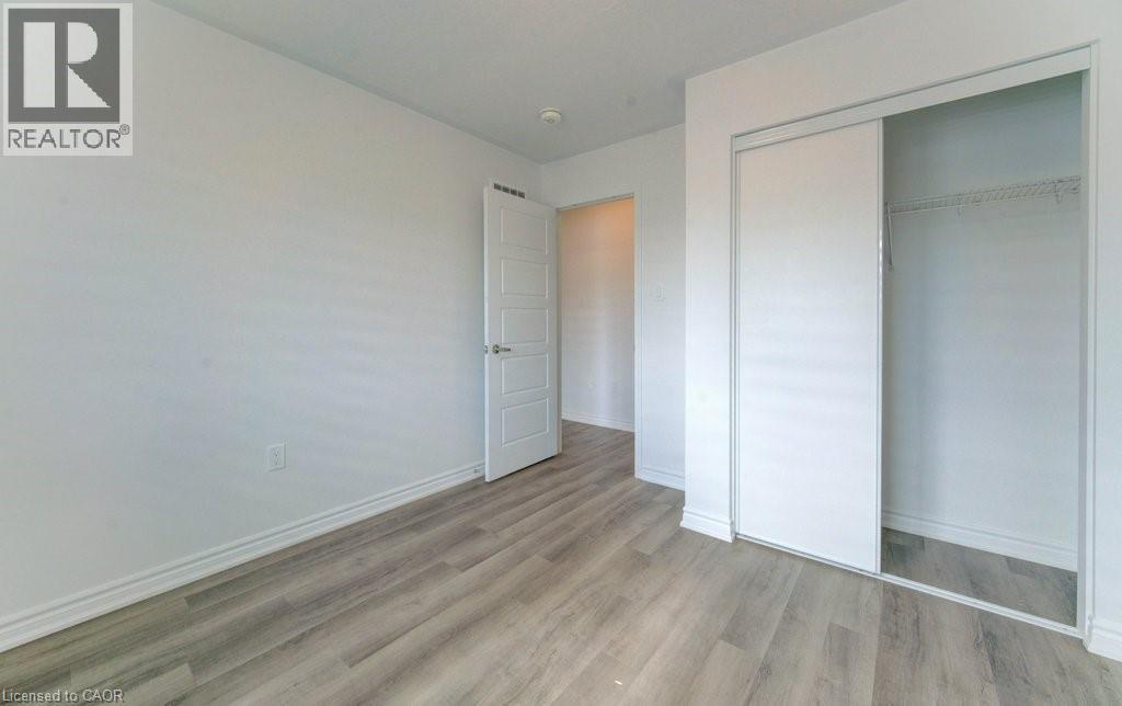 7 Saxony Street, Kitchener, Ontario  N2R 0S3 - Photo 20 - 40778174