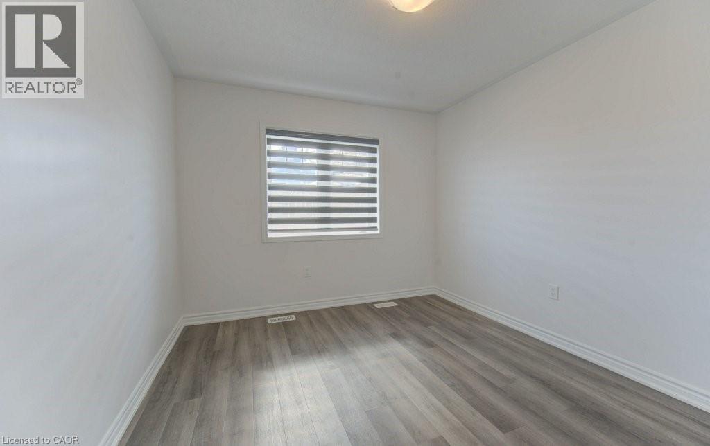 7 Saxony Street, Kitchener, Ontario  N2R 0S3 - Photo 21 - 40778174