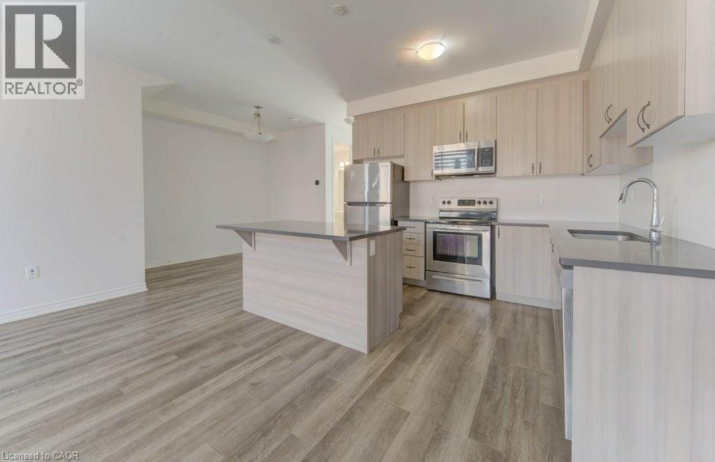 7 Saxony Street, Kitchener, Ontario  N2R 0S3 - Photo 7 - 40778174