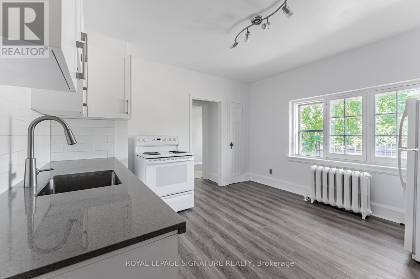 2A - 388 PALMERSTON BOULEVARD, Toronto, Ontario