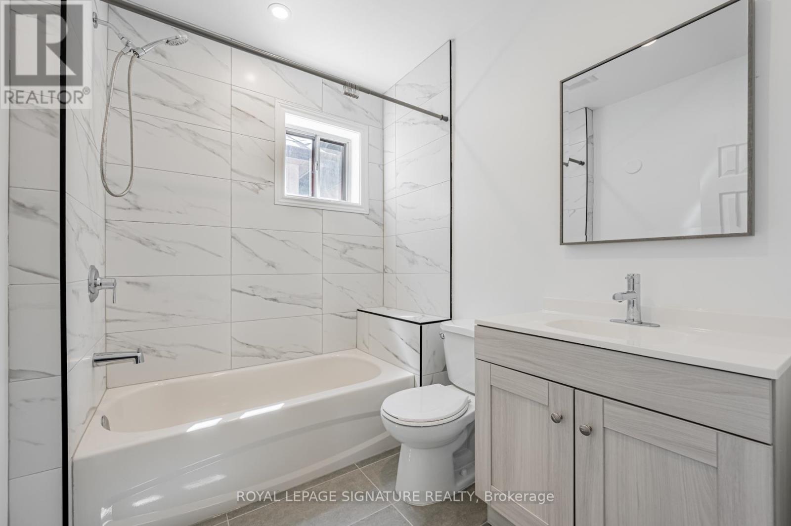 2a - 388 Palmerston Boulevard, Toronto, Ontario  M6G 2N6 - Photo 17 - C12456681