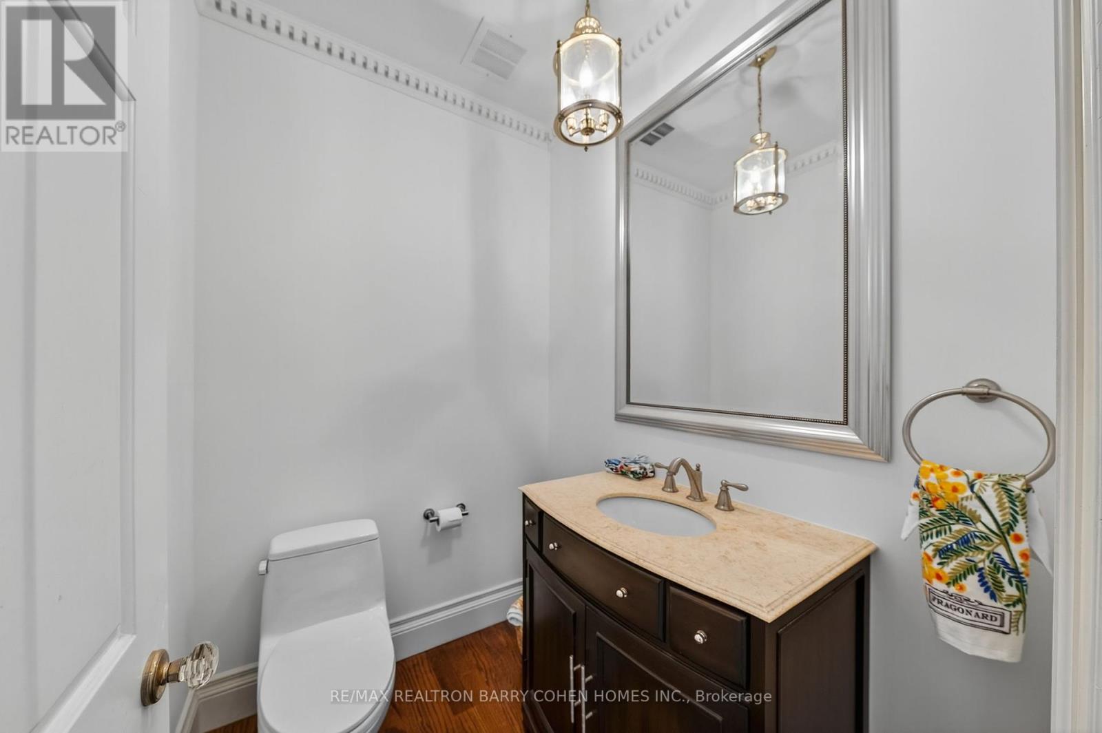 106 Highland Crescent, Toronto (Bridle Path-Sunnybrook-York Mills), Ontario  M2L 1H1 - Photo 16 - C12456748