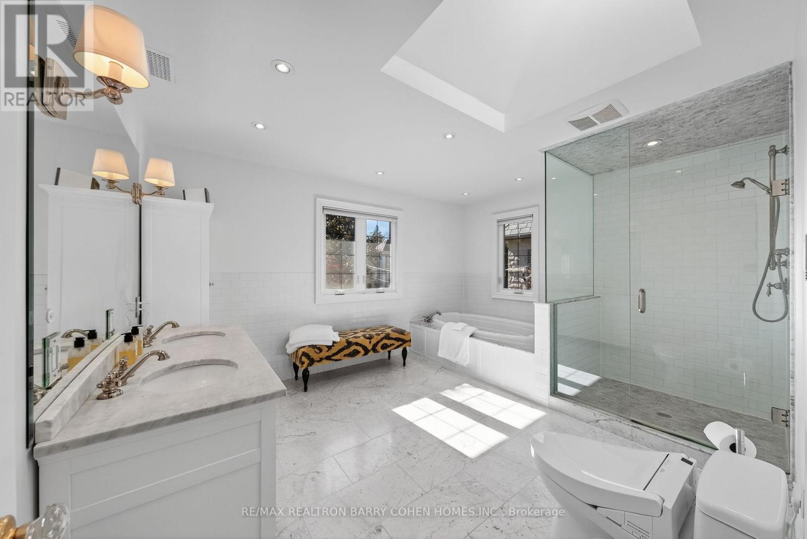 106 Highland Crescent, Toronto (Bridle Path-Sunnybrook-York Mills), Ontario  M2L 1H1 - Photo 18 - C12456748