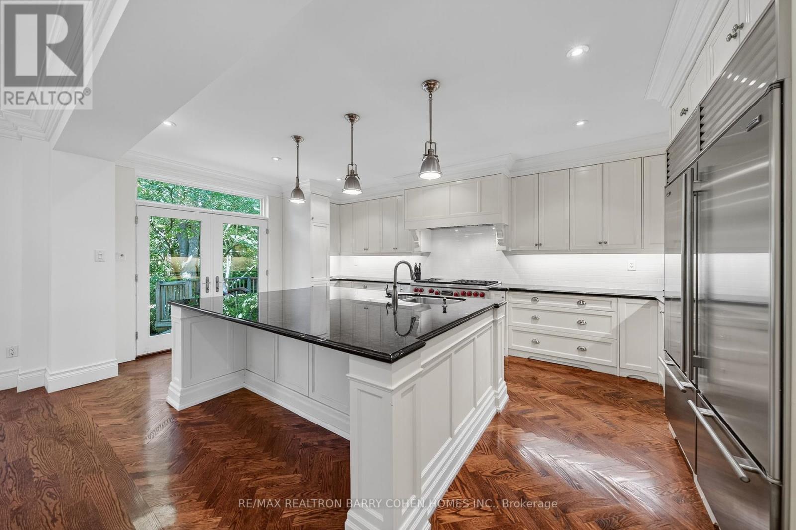 106 Highland Crescent, Toronto (Bridle Path-Sunnybrook-York Mills), Ontario  M2L 1H1 - Photo 8 - C12456748