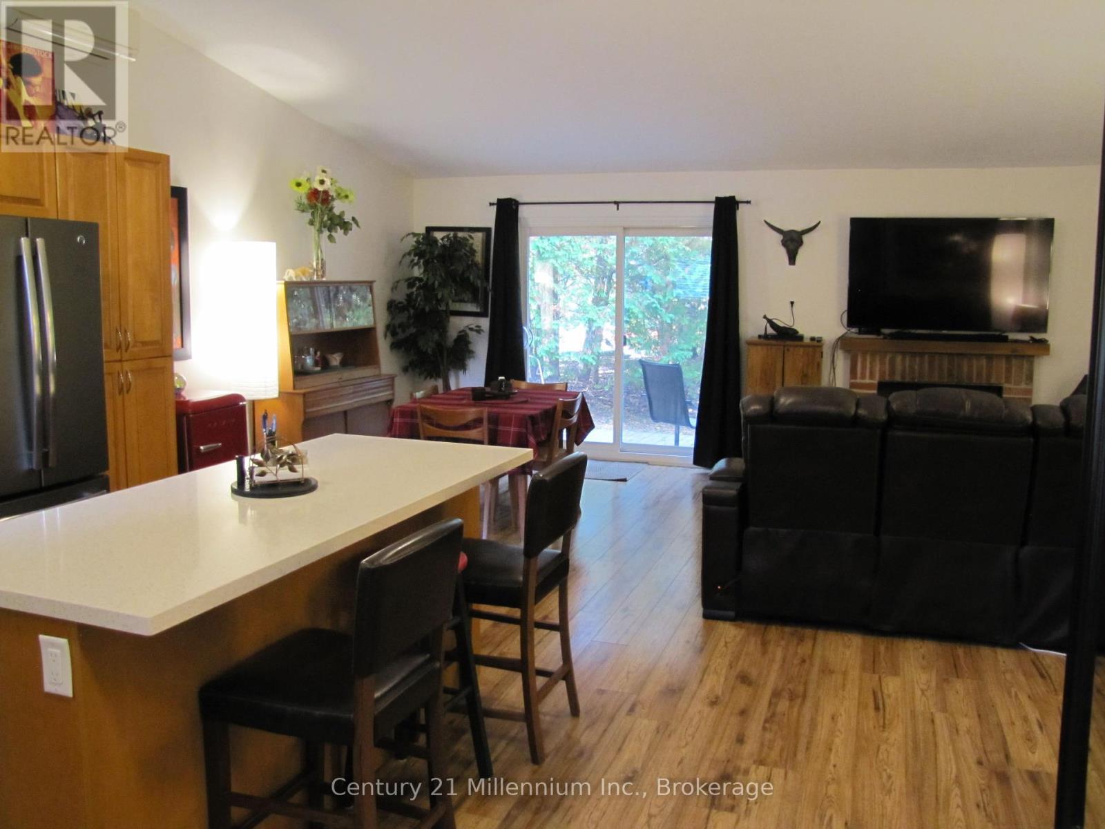 341 - 11 Harbour Street W, Collingwood, Ontario  L9Y 5B4 - Photo 4 - S12456784
