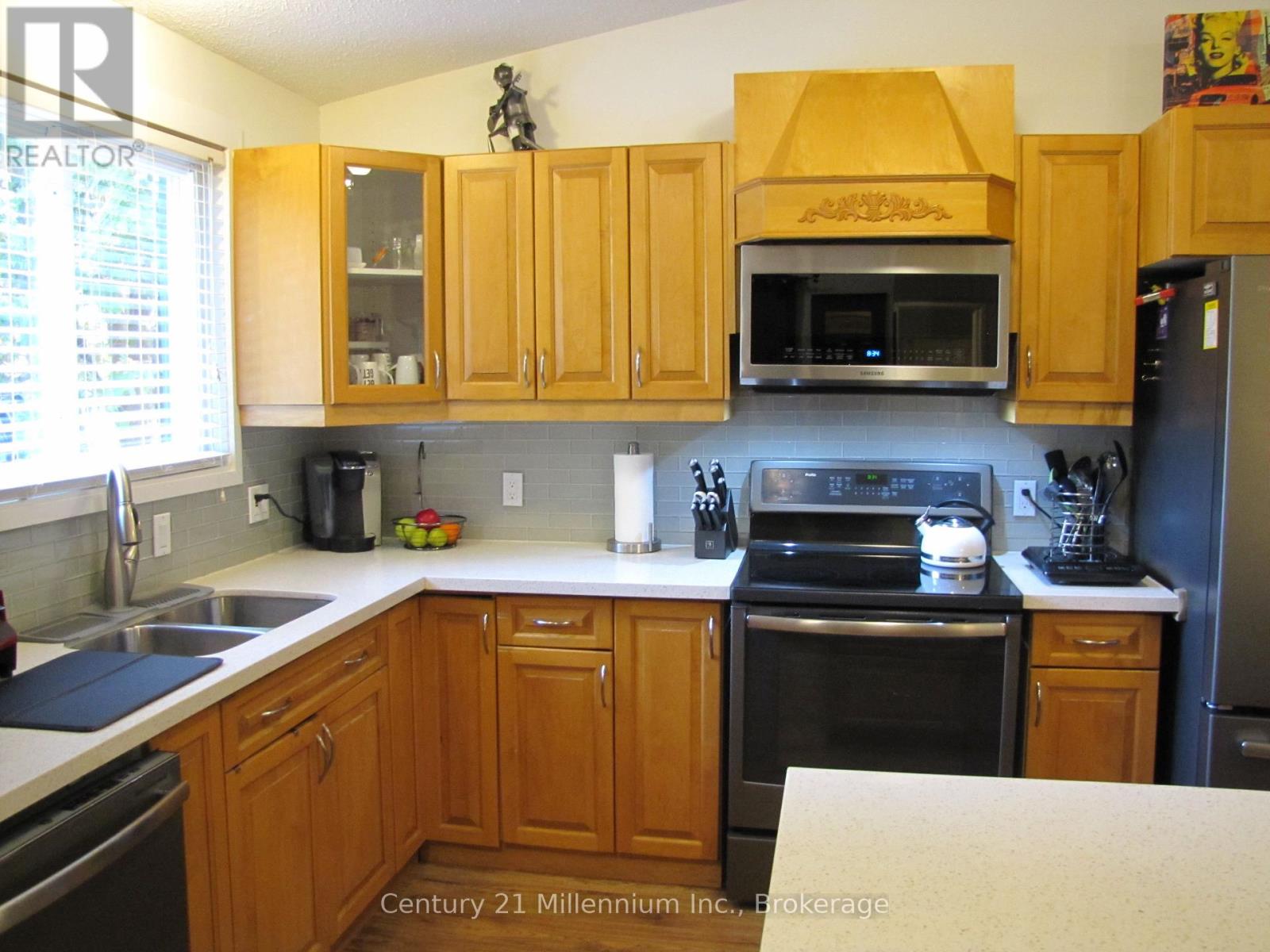341 - 11 Harbour Street W, Collingwood, Ontario  L9Y 5B4 - Photo 5 - S12456784