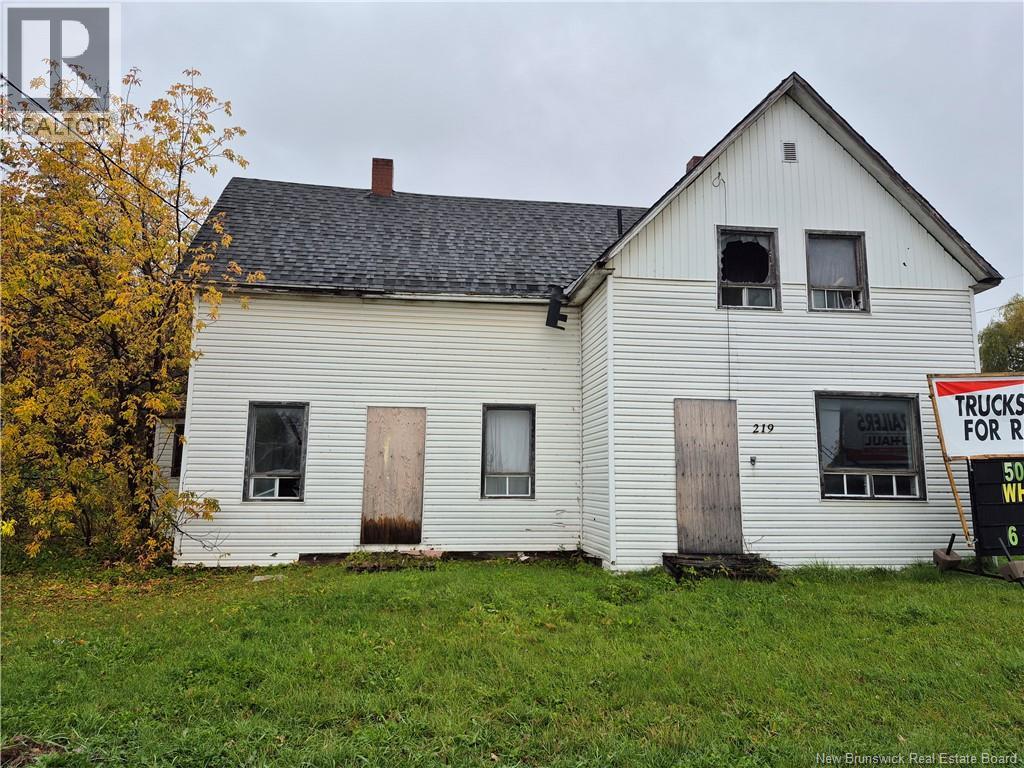 219 Main Street, Plaster Rock, New Brunswick  E7G 2G7 - Photo 2 - NB128359