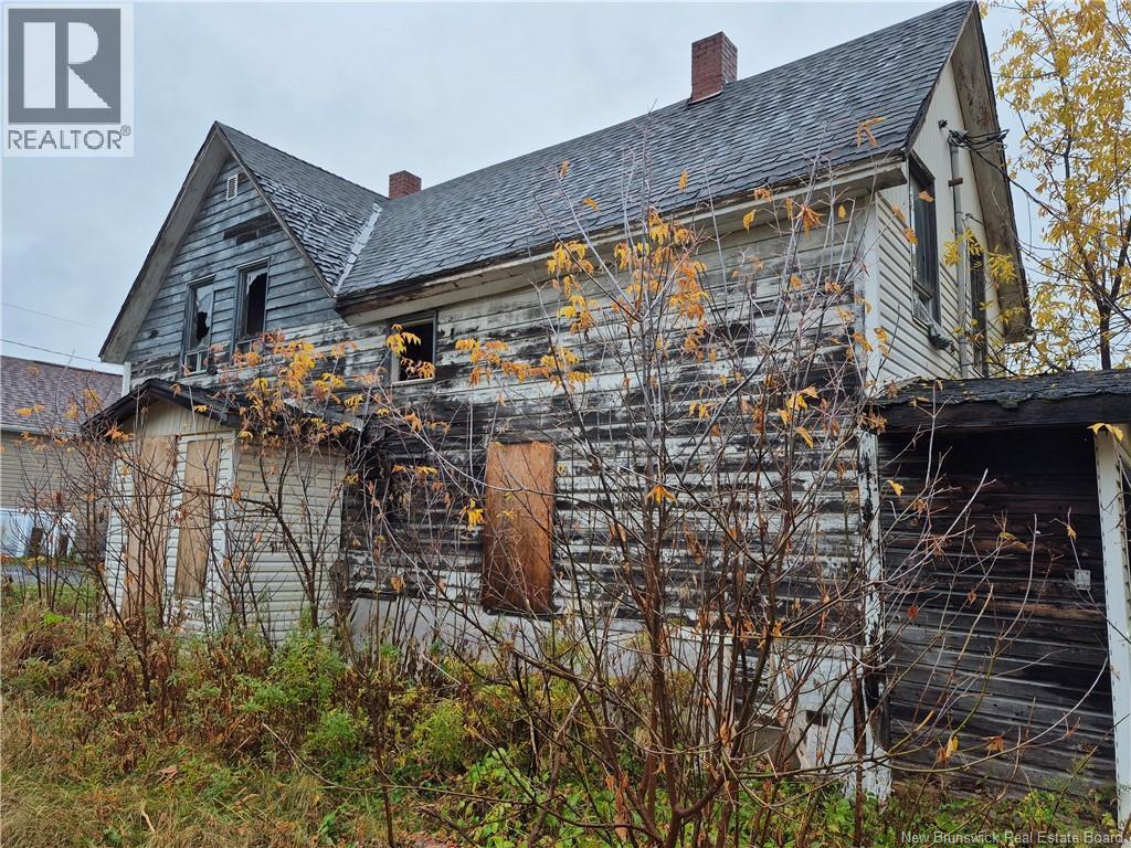 219 Main Street, Plaster Rock, New Brunswick  E7G 2G7 - Photo 8 - NB128359