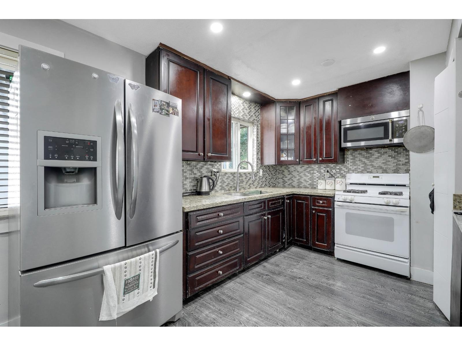 9162 119a Street, Delta, British Columbia  V4C 6N8 - Photo 4 - R3057098