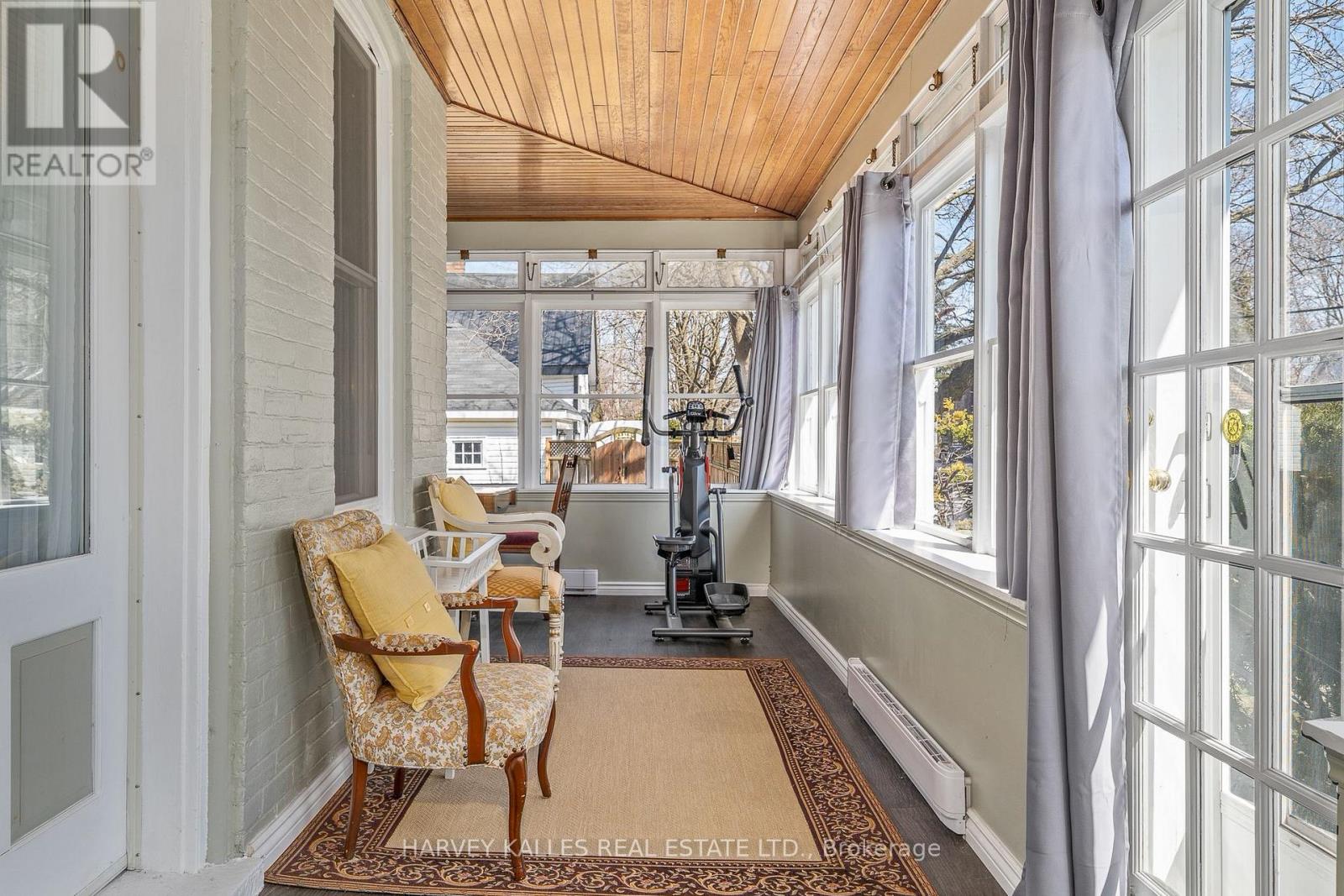 18 Centre Street, Prince Edward County, Ontario K0K 2T0 - Photo 27 - X12456770