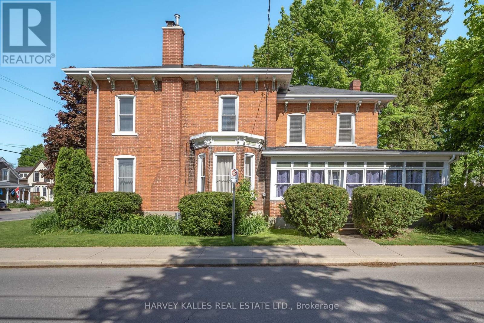 18 Centre Street, Prince Edward County, Ontario K0K 2T0 - Photo 3 - X12456770