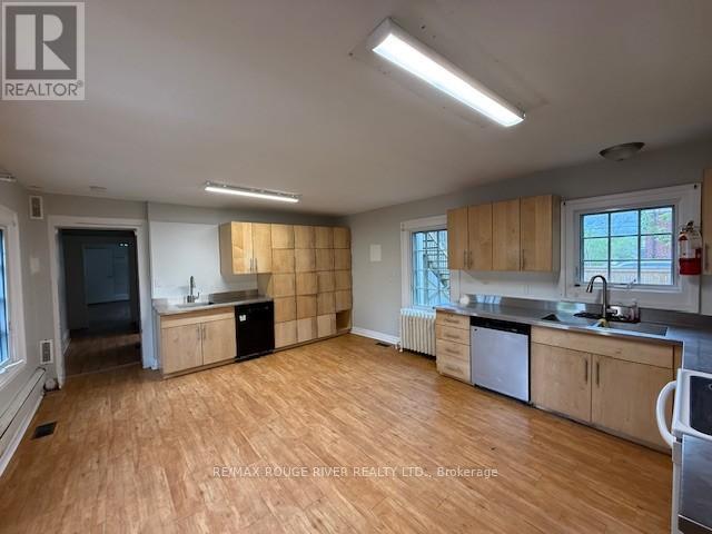 10 Chapel Street, Cobourg, Ontario  K9A 1H9 - Photo 12 - X12456815