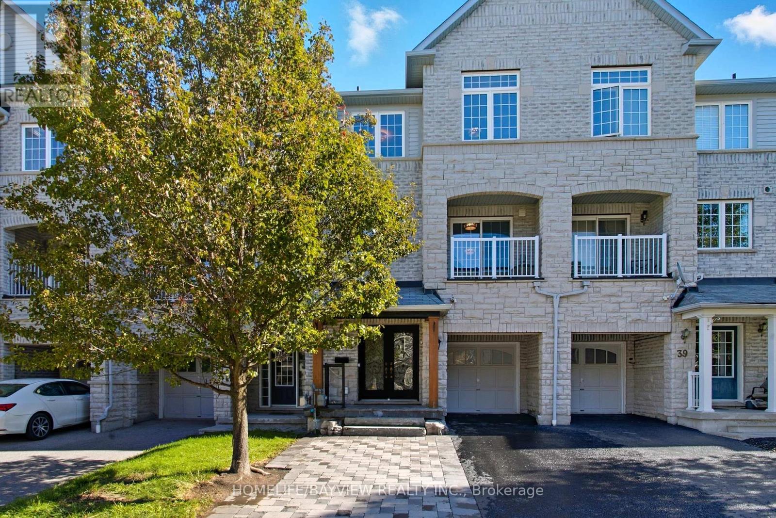 41 Linnell Street, Ajax (Central East), Ontario  L1Z 0K8 - Photo 1 - E12456666