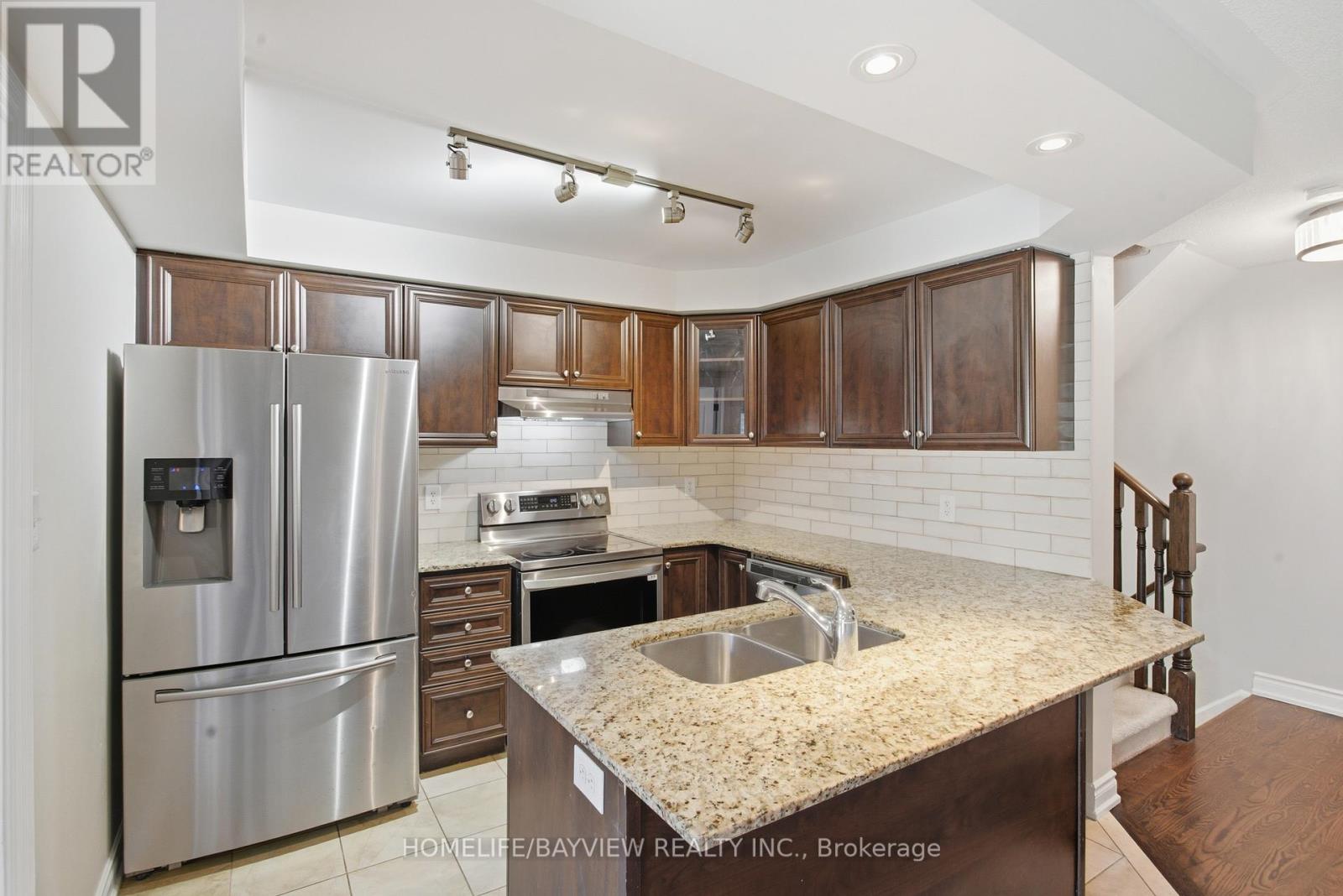 41 Linnell Street, Ajax (Central East), Ontario  L1Z 0K8 - Photo 14 - E12456666