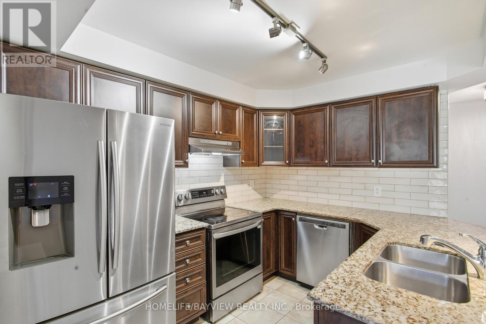 41 Linnell Street, Ajax (Central East), Ontario  L1Z 0K8 - Photo 17 - E12456666