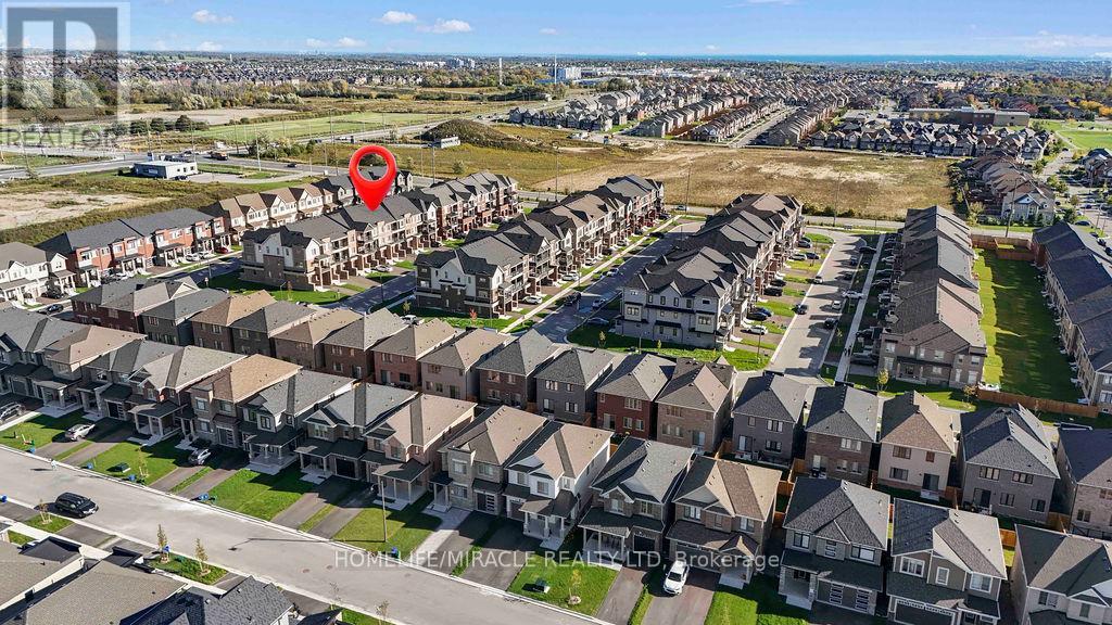 1115 Lockie Drive, Oshawa, Ontario  L1L 0R9 - Photo 3 - E12456693
