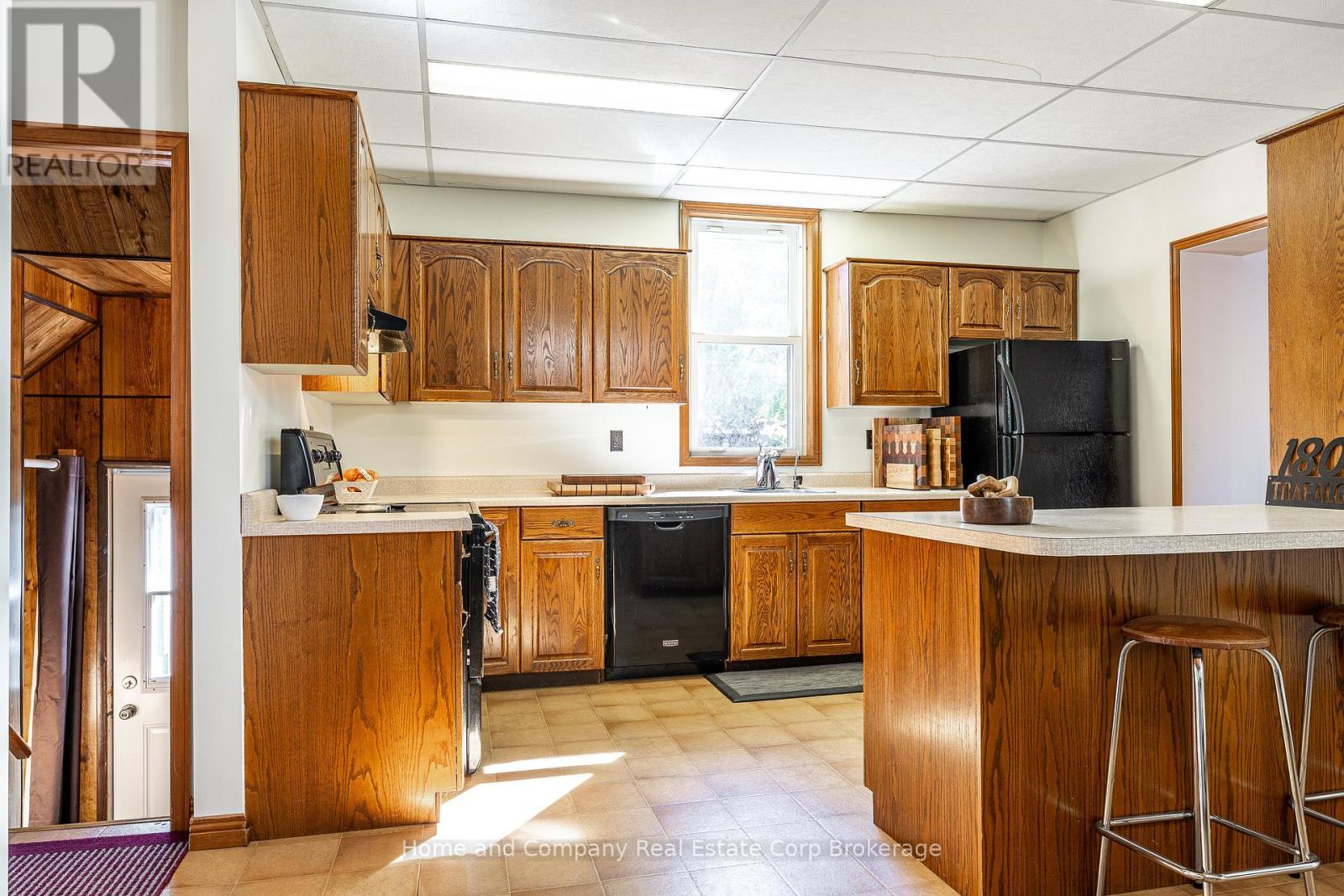 180 Trafalgar Street, West Perth, Ontario  N0K 1N0 - Photo 4 - X12456781