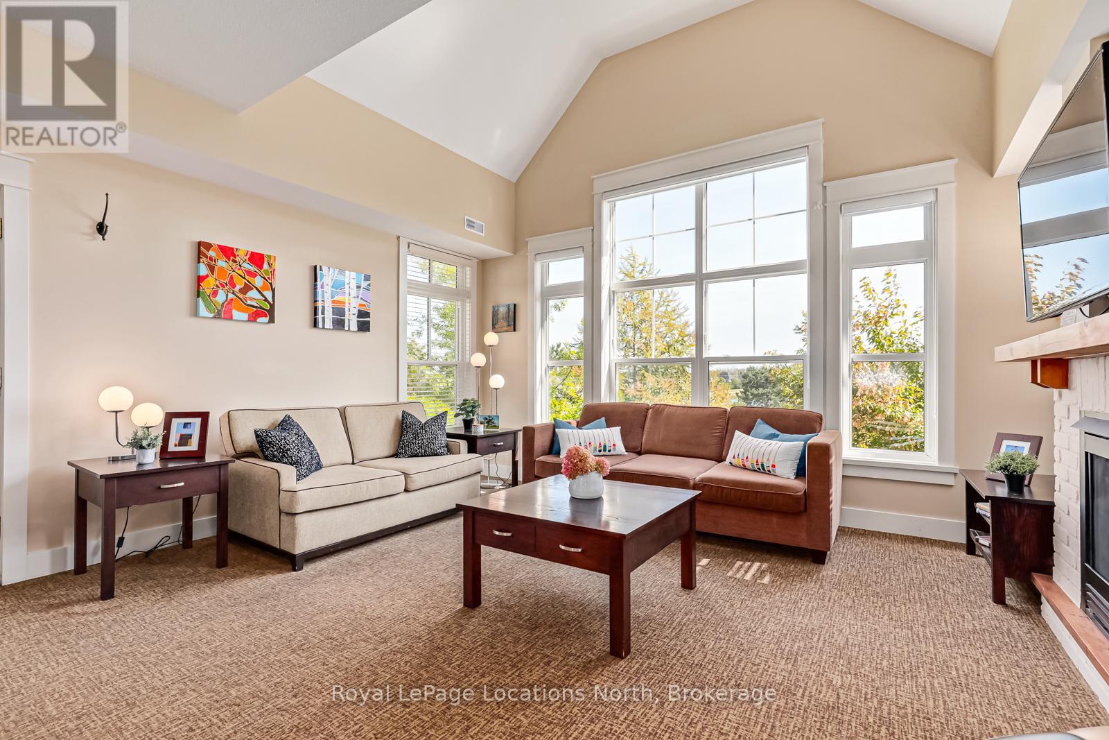 221 - 125 FAIRWAY COURT, Blue Mountains, Ontario