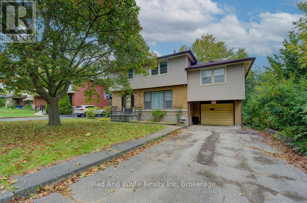 155 ELGIN CRESCENT, Waterloo, Ontario