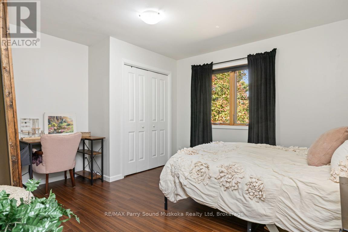 312 Centre Road, Mckellar, Ontario  P2A 0B4 - Photo 14 - X12456841