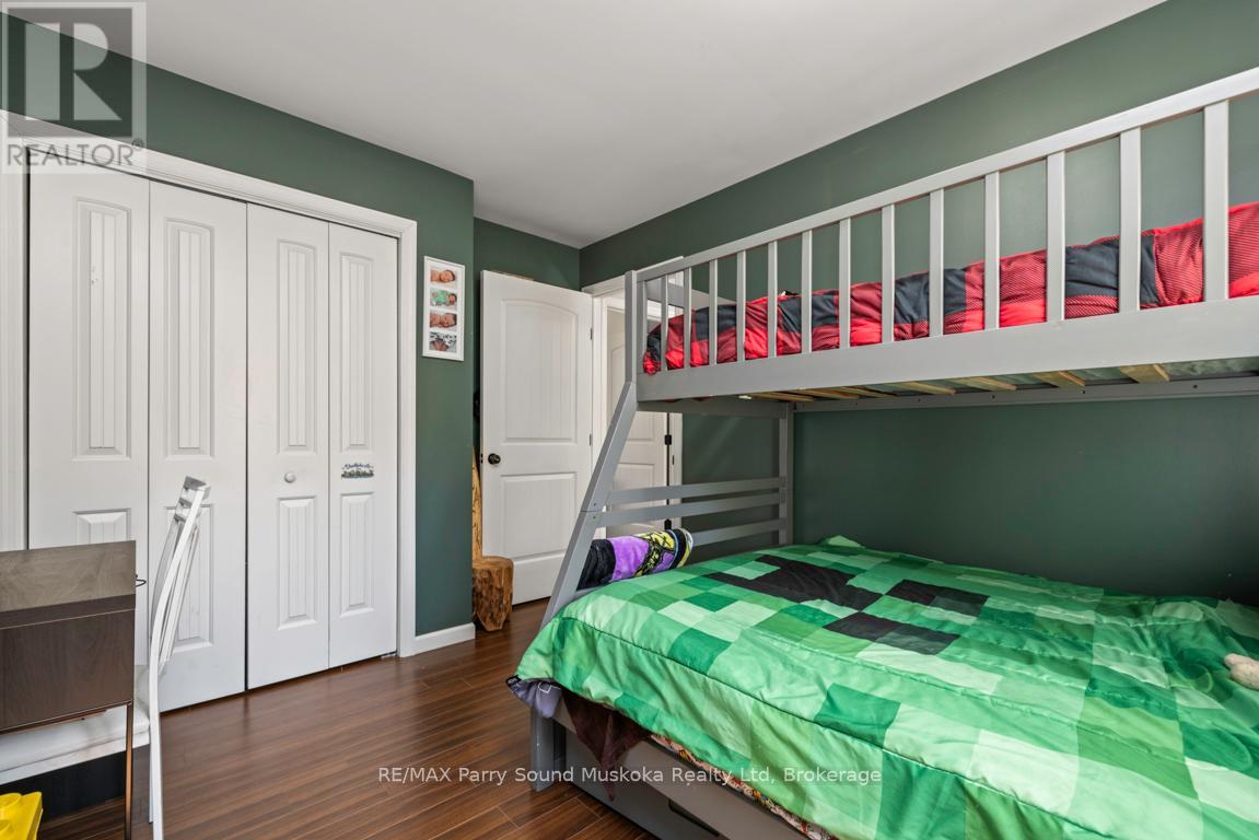 312 Centre Road, Mckellar, Ontario  P2A 0B4 - Photo 17 - X12456841