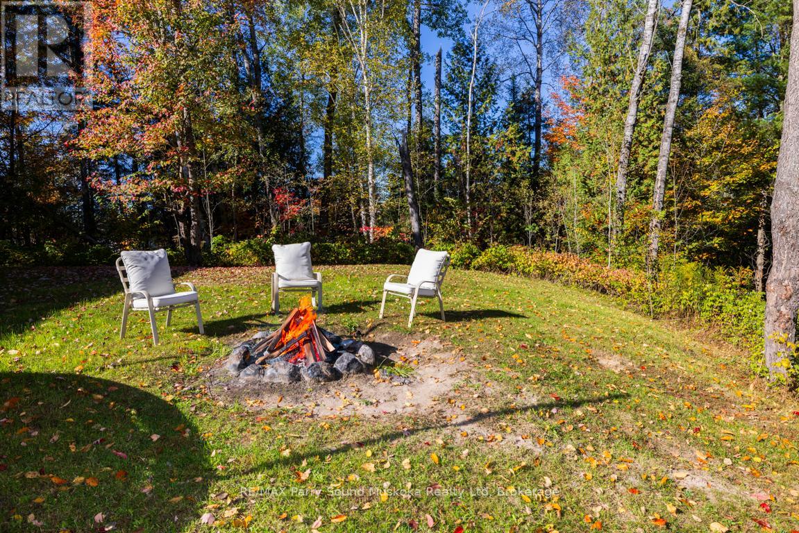 312 Centre Road, Mckellar, Ontario  P2A 0B4 - Photo 4 - X12456841