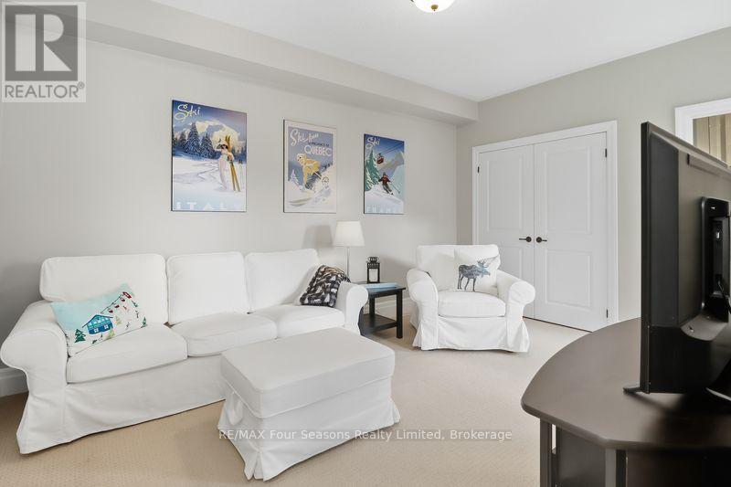 3 - 132 East Ridge Drive, Blue Mountains, Ontario  N0H 2P0 - Photo 16 - X12456889