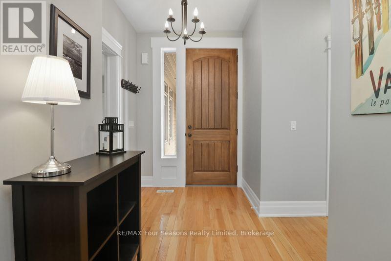 3 - 132 East Ridge Drive, Blue Mountains, Ontario  N0H 2P0 - Photo 4 - X12456889