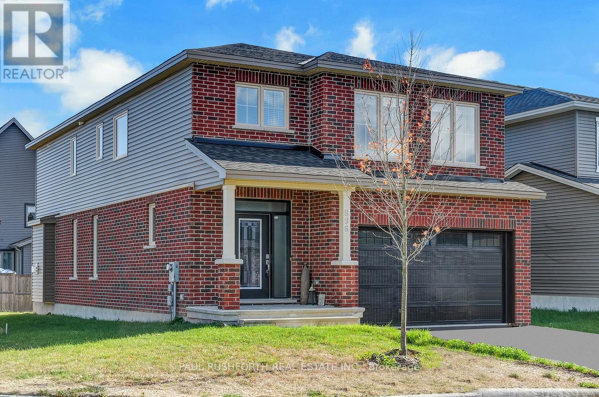 896 Sendero Way, Ottawa, Ontario  K2S 2W8 - Photo 2 - X12456766