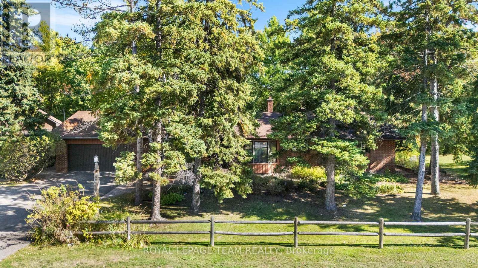1495 Prince Of Wales Drive, Ottawa, Ontario  K2C 1N8 - Photo 35 - X12456780