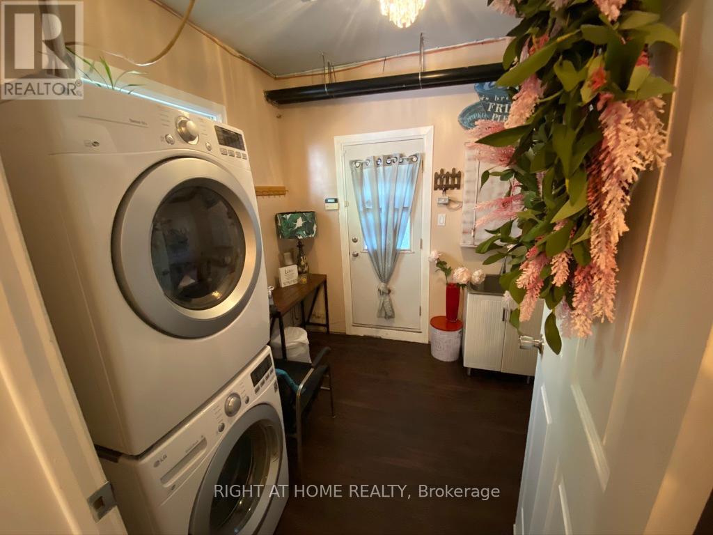 2297 Fox Crescent, Ottawa, Ontario  K2B 7K5 - Photo 18 - X12456787