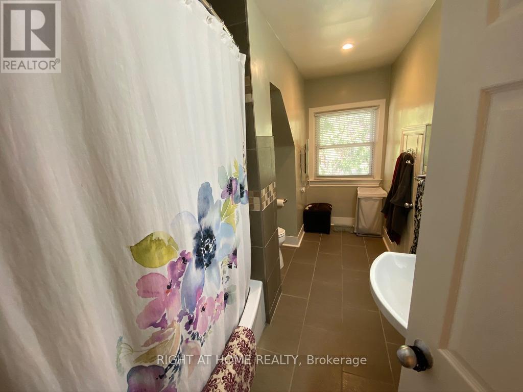 2297 Fox Crescent, Ottawa, Ontario  K2B 7K5 - Photo 22 - X12456787