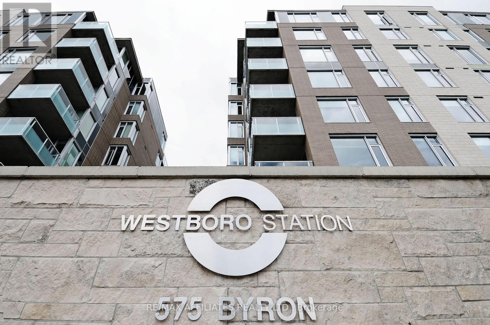 407 - 575 Byron Avenue, Ottawa, Ontario  K2A 1R7 - Photo 2 - X12456798