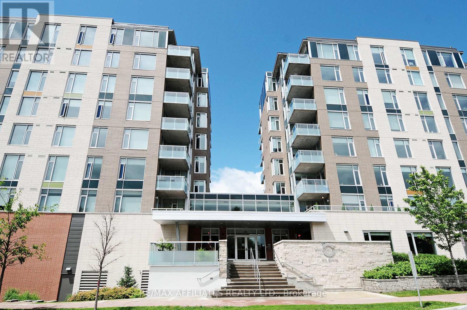 407 - 575 Byron Avenue, Ottawa, Ontario  K2A 1R7 - Photo 3 - X12456798