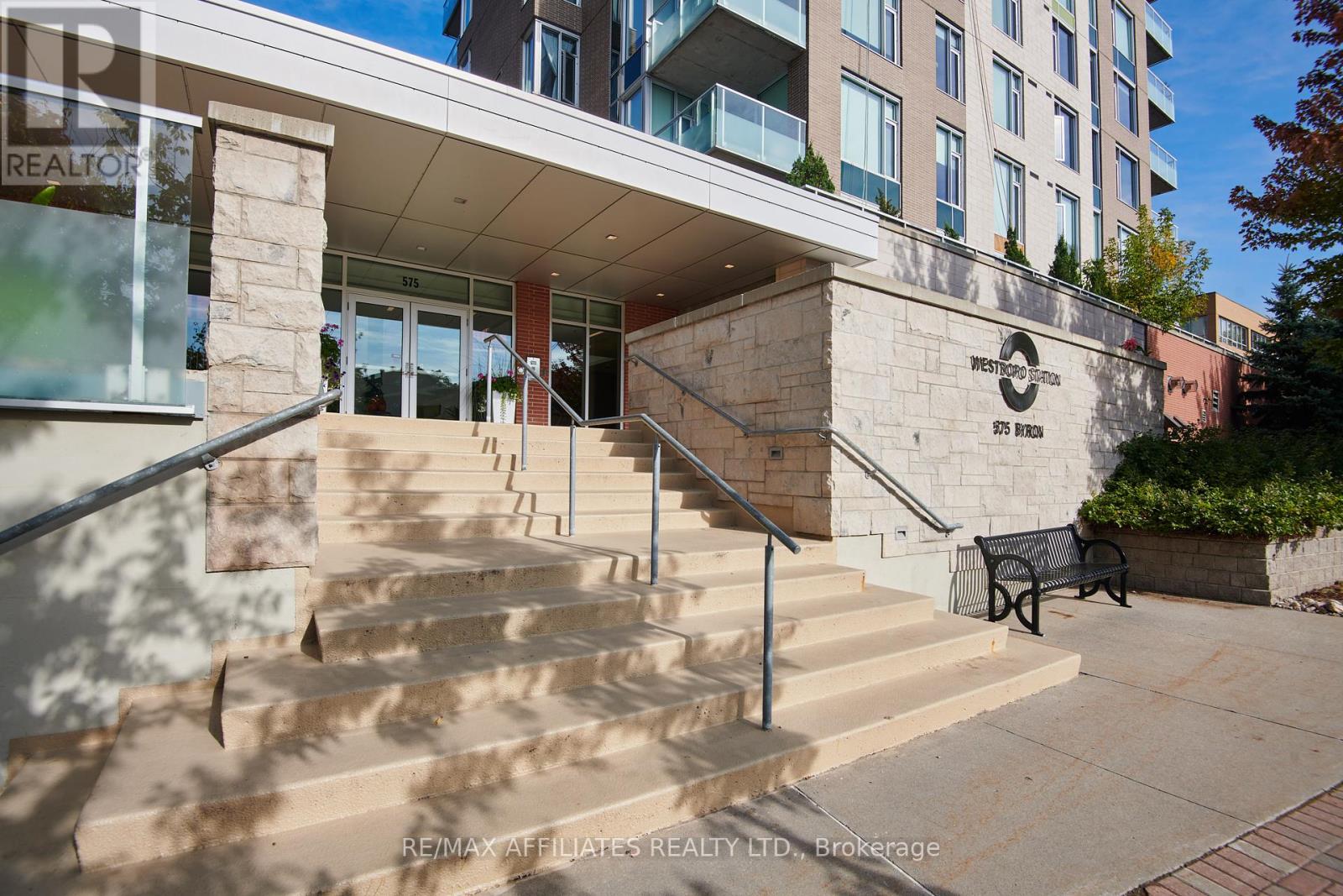 407 - 575 Byron Avenue, Ottawa, Ontario  K2A 1R7 - Photo 5 - X12456798