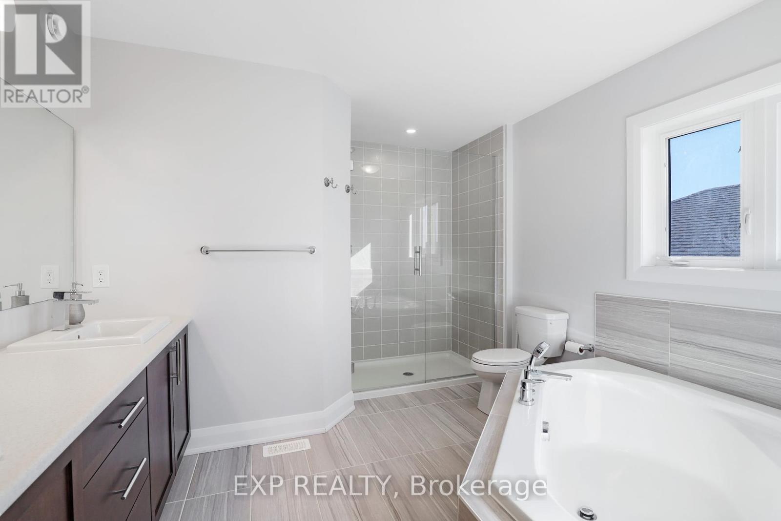 143 Cambie Road, Ottawa, Ontario  K1X 0A6 - Photo 27 - X12456835