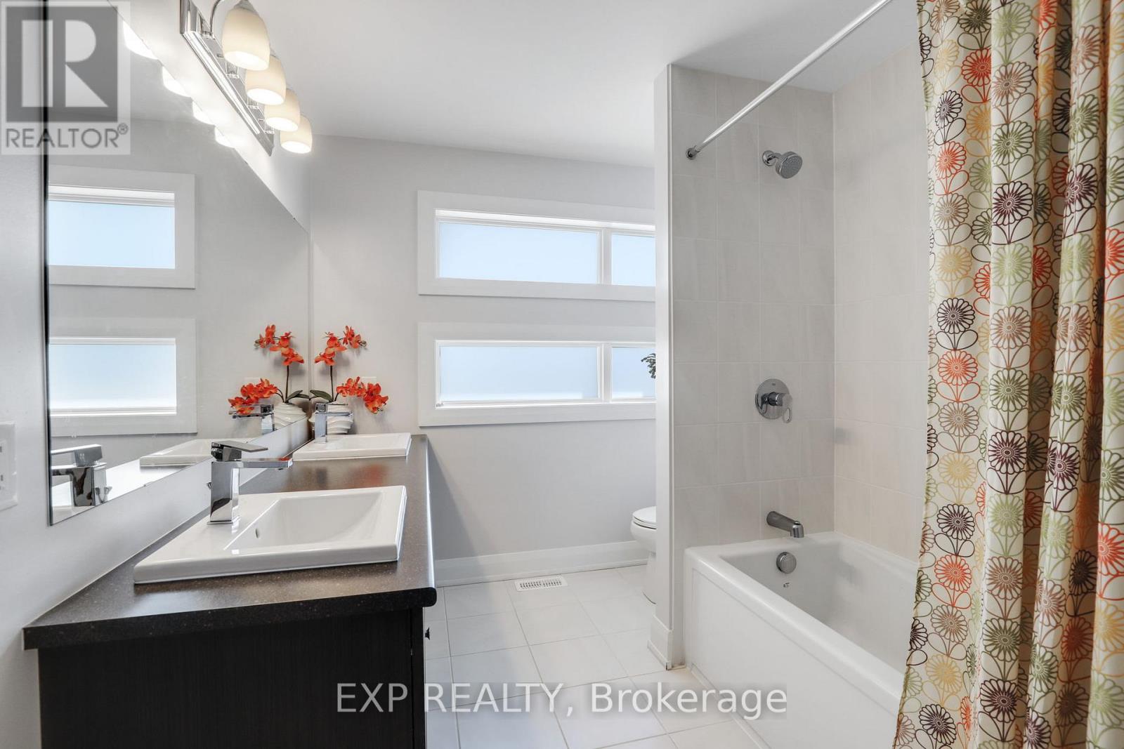 143 Cambie Road, Ottawa, Ontario  K1X 0A6 - Photo 33 - X12456835