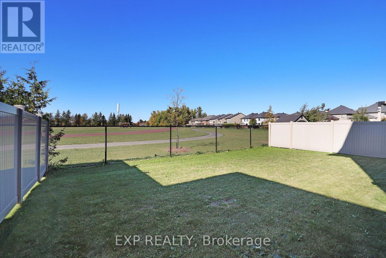 143 Cambie Road, Ottawa, Ontario  K1X 0A6 - Photo 34 - X12456835