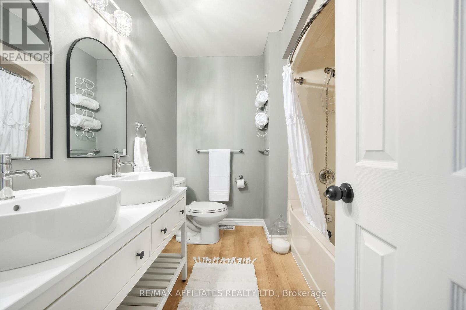 121 Stamford Drive, Drummond/north Elmsley, Ontario  K7H 3C1 - Photo 10 - X12456840