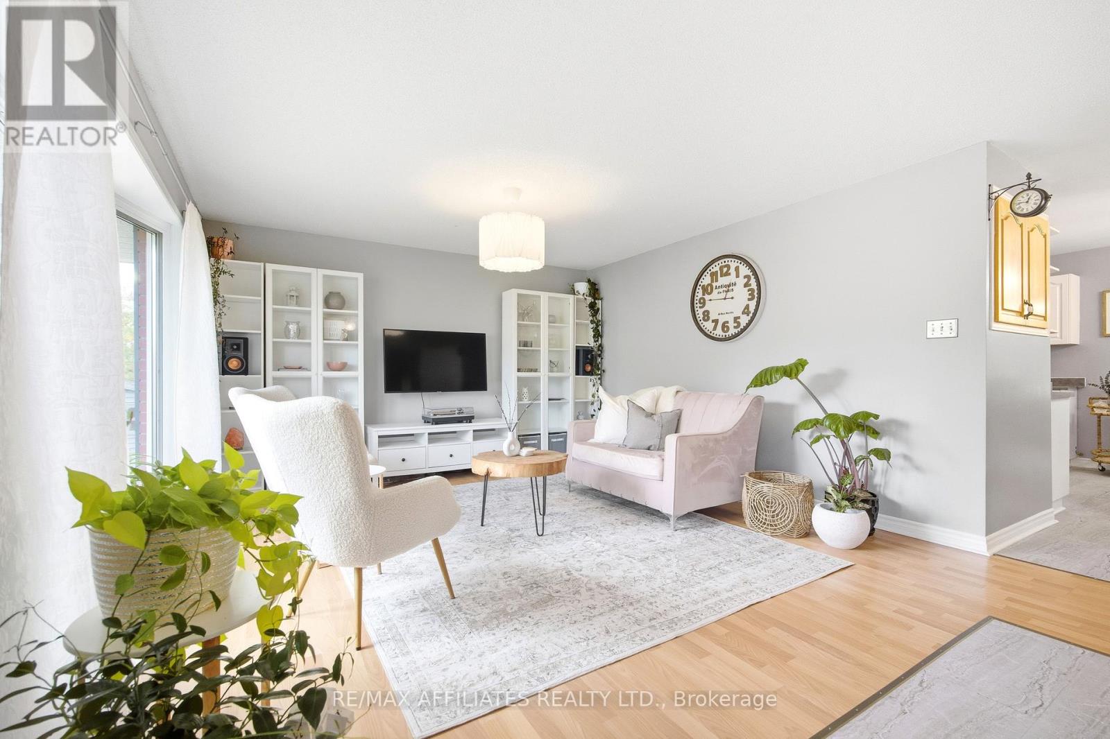 121 Stamford Drive, Drummond/north Elmsley, Ontario  K7H 3C1 - Photo 5 - X12456840