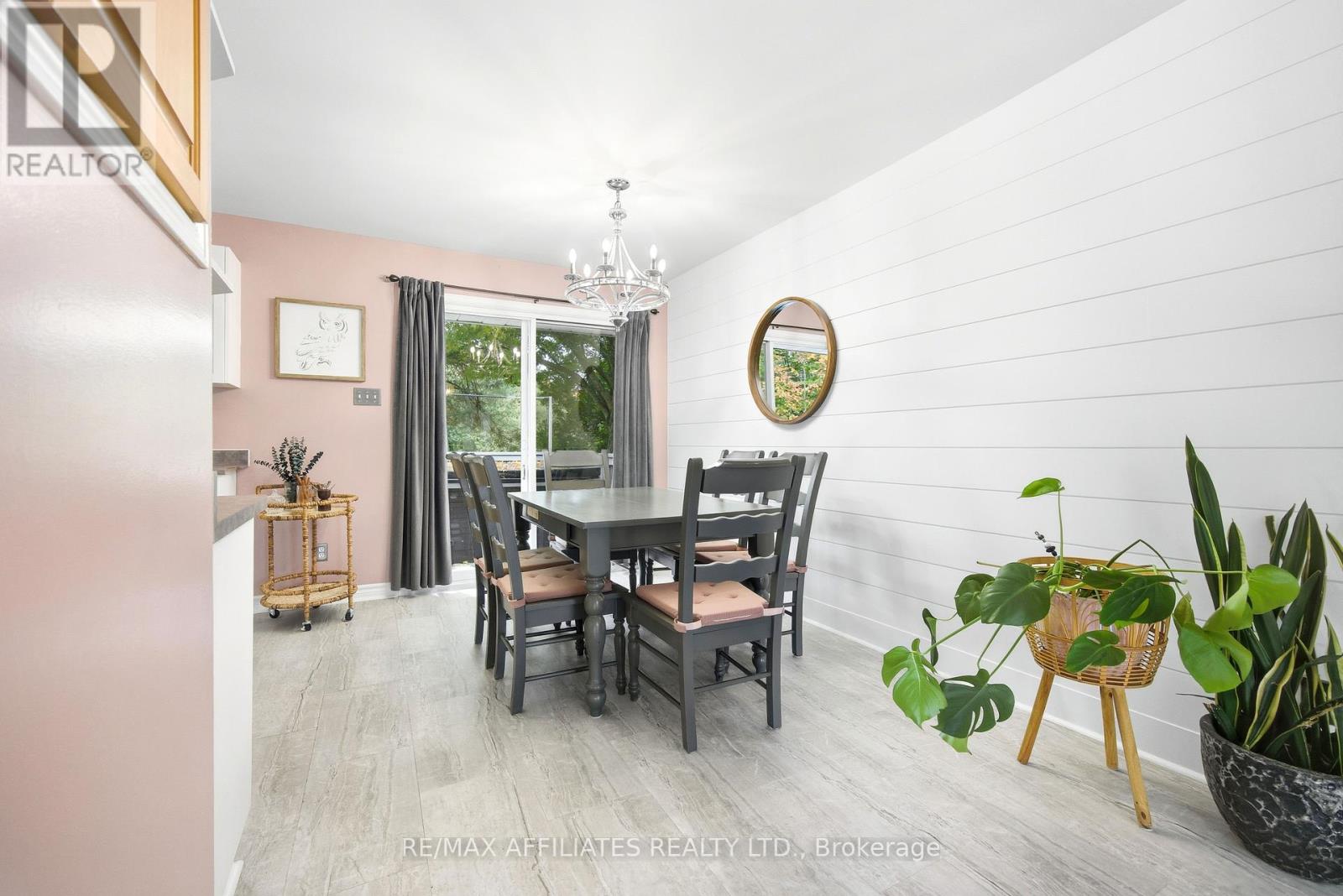 121 Stamford Drive, Drummond/north Elmsley, Ontario  K7H 3C1 - Photo 7 - X12456840