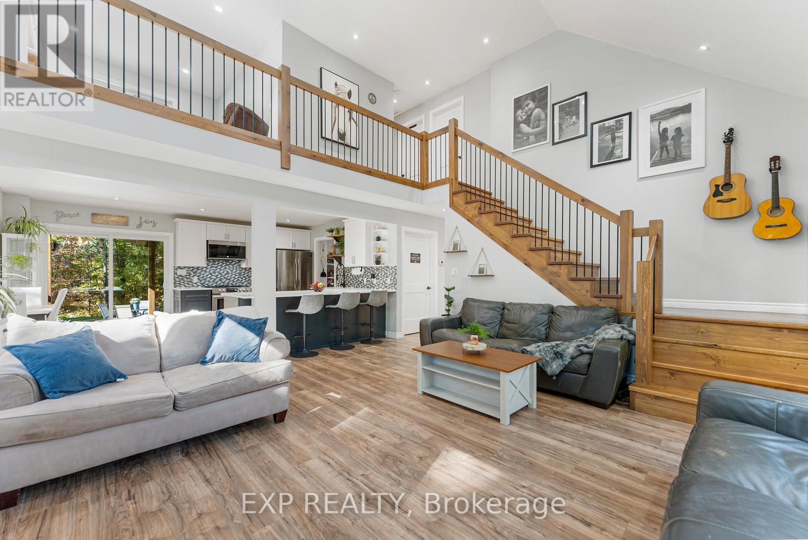 427 Paugh Lake Road, Madawaska Valley, Ontario  K0J 1B0 - Photo 11 - X12456801